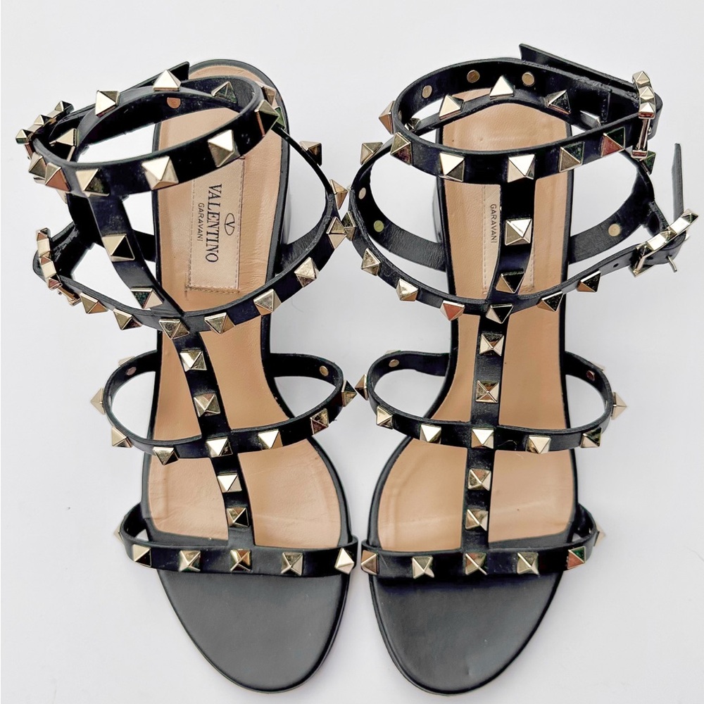 Valentino Garavani Rockstud Heels – Black Leather